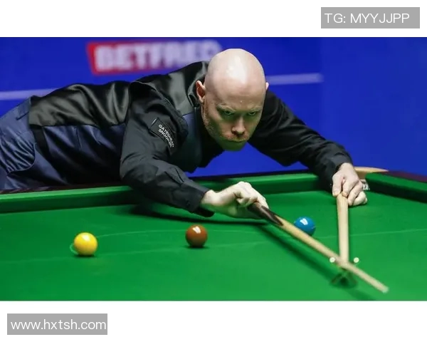 特鲁姆普与塔猜那激战正酣谁将夺得斯诺克赛场的荣耀桂冠