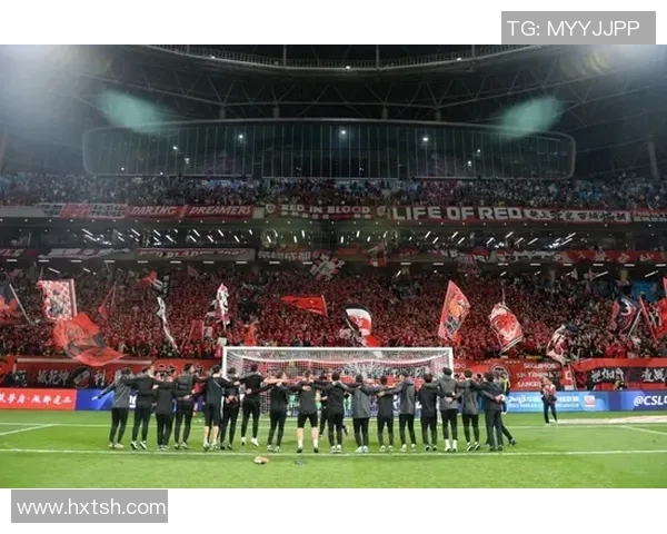 成都足球队在城市联赛中的团队协作表现分析与点评